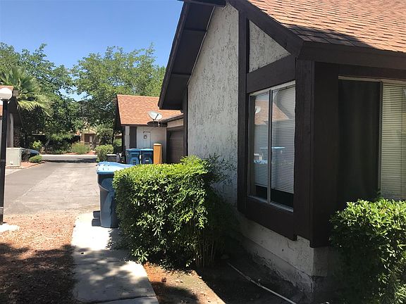 3rd image of 4463 Buena Vista Dr