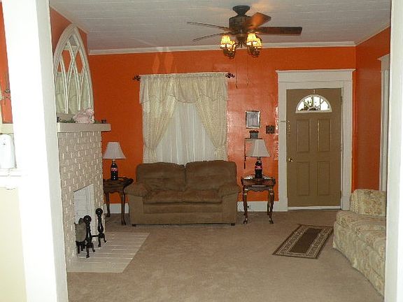5th image of 1330 Speedway Ave