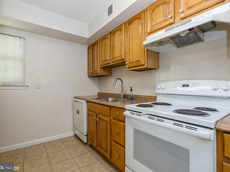 35019 Bennett Pl — Photo 7