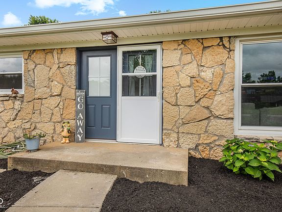 2nd image of 6206 Catalina Dr