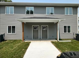 3095 S St #2, Lincoln, NE 68503