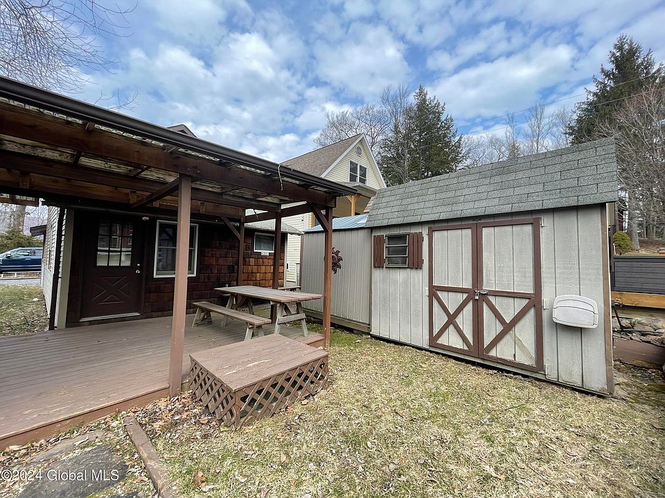 6327 Sunset Bay Road, Huletts Landing, NY 12841 Zillow