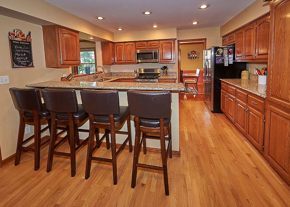 N57W24789 Clover Dr, Sussex, WI 53089 Zillow