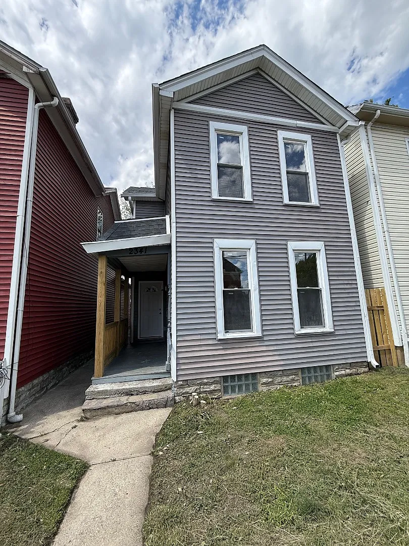 2341 E 5th St — Photo 1