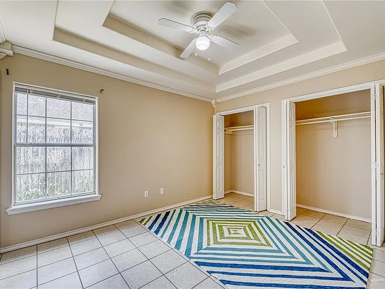3705 S Embassy Ave #2 — Photo 4