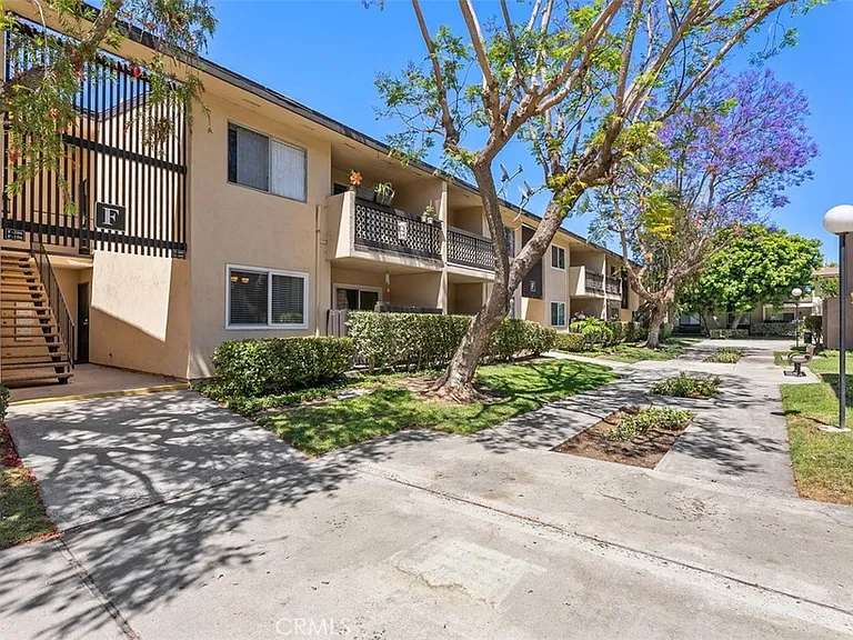 12200 Montecito Rd #F105 — Photo 2