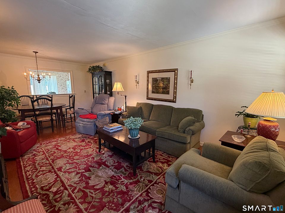1st image of 20 Plymouth Court #20