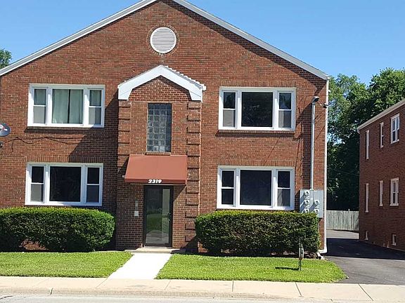 3rd image of 2315 Auburn St #2319