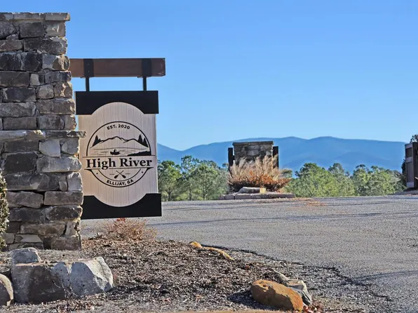 173 Lecroy Dr, Ellijay, GA 30540