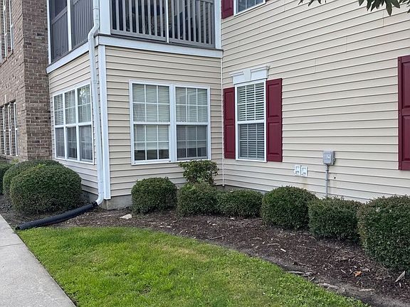 3rd image of 120 Veranda Way #4-B