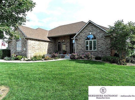 2nd image of 1356 Meadowlark Cir