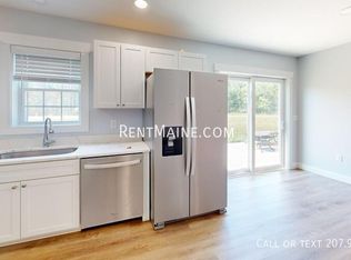 208 Rocky Ridge Dr APT 22, Bangor, ME 04401