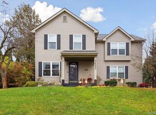 16225 Apple Ln, Linden, MI 48451