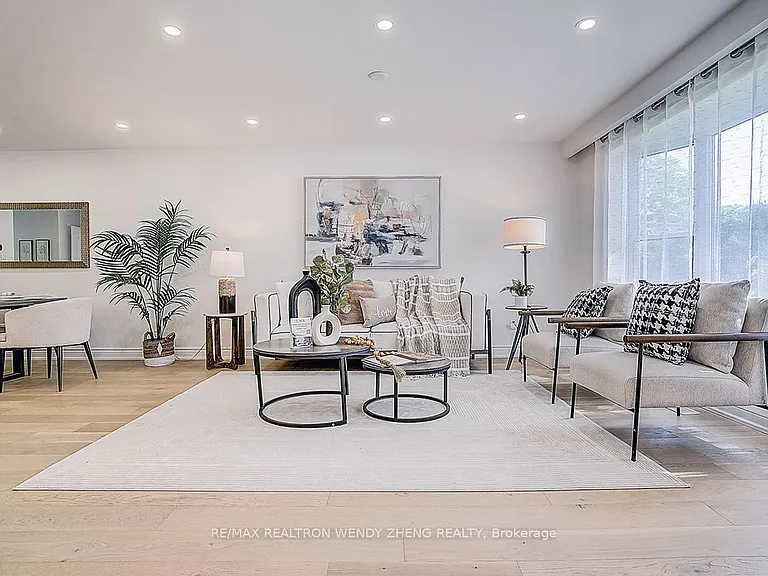 47 Sherwood Forest Dr #MAIN — Photo 2