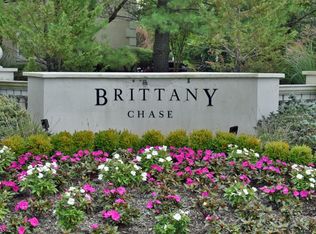 908 Burgundy Way, Wayne, NJ 07470