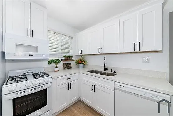 1 bed, 274 sqft, $1,840 — Photo 2