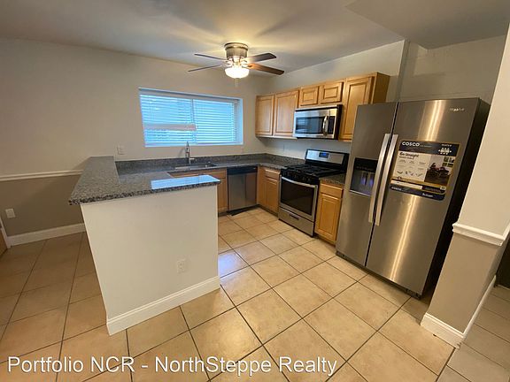 4th image of 47 E 17th Ave #2877800