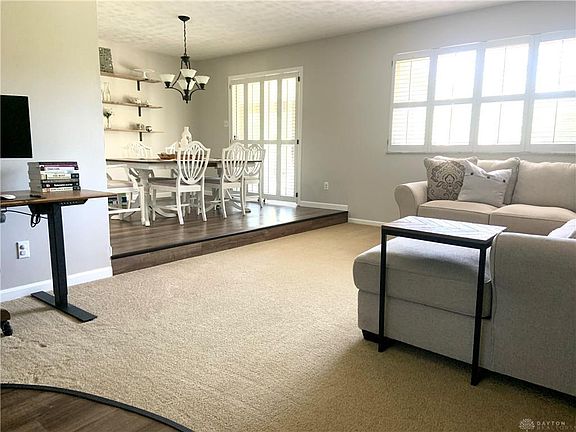 5th image of 2127 Entrada Dr