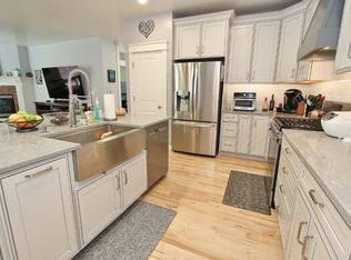 3689 N Colbourne Way, Meridian, ID 83646