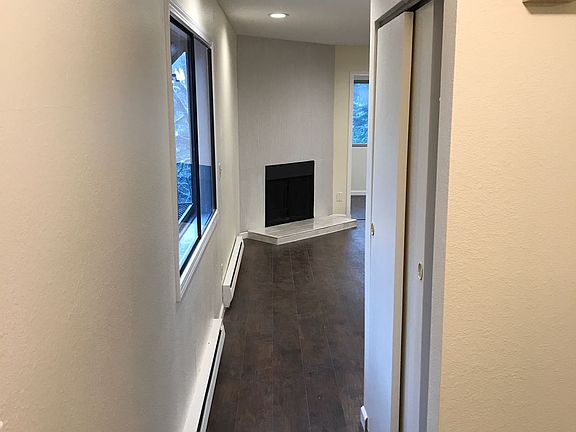 4th image of 12531 NE 23rd Pl APT C2