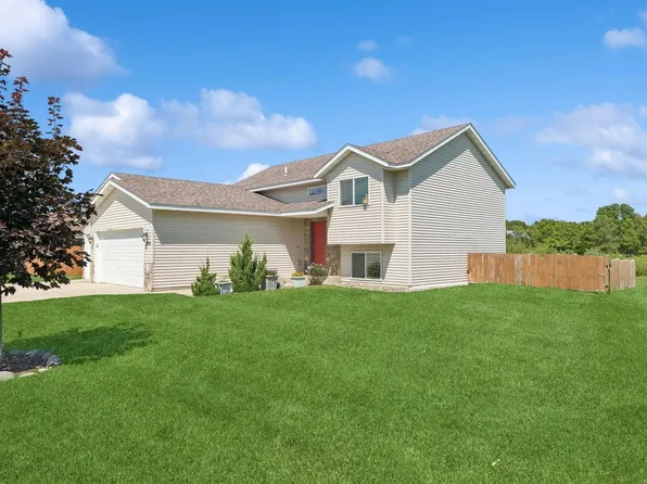 2400 Blake Ave, Lester Prairie, MN 55354