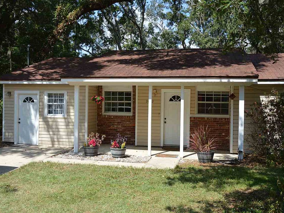 1st image of 2622 Faversham Dr