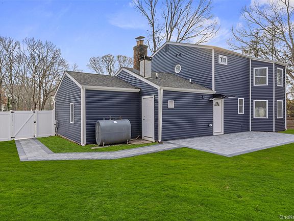 4th image of 15 Bellaire Drive