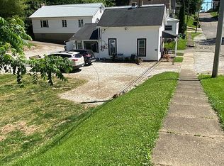 279 N Mad Anthony St, Millersburg, OH 44654