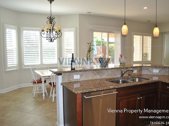 5th image of 2024 Thornecroft Ln