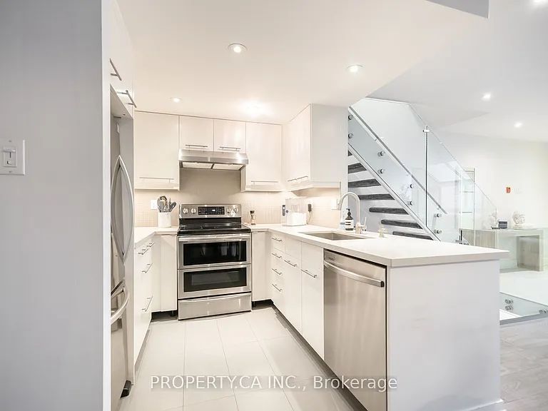 142 Pears Ave #A5 — Photo 6
