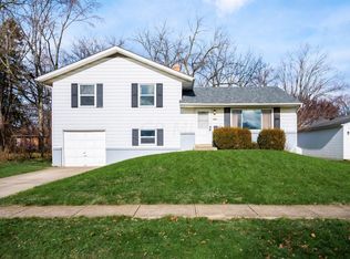 3054 Lotz Dr, Grove City, OH 43123