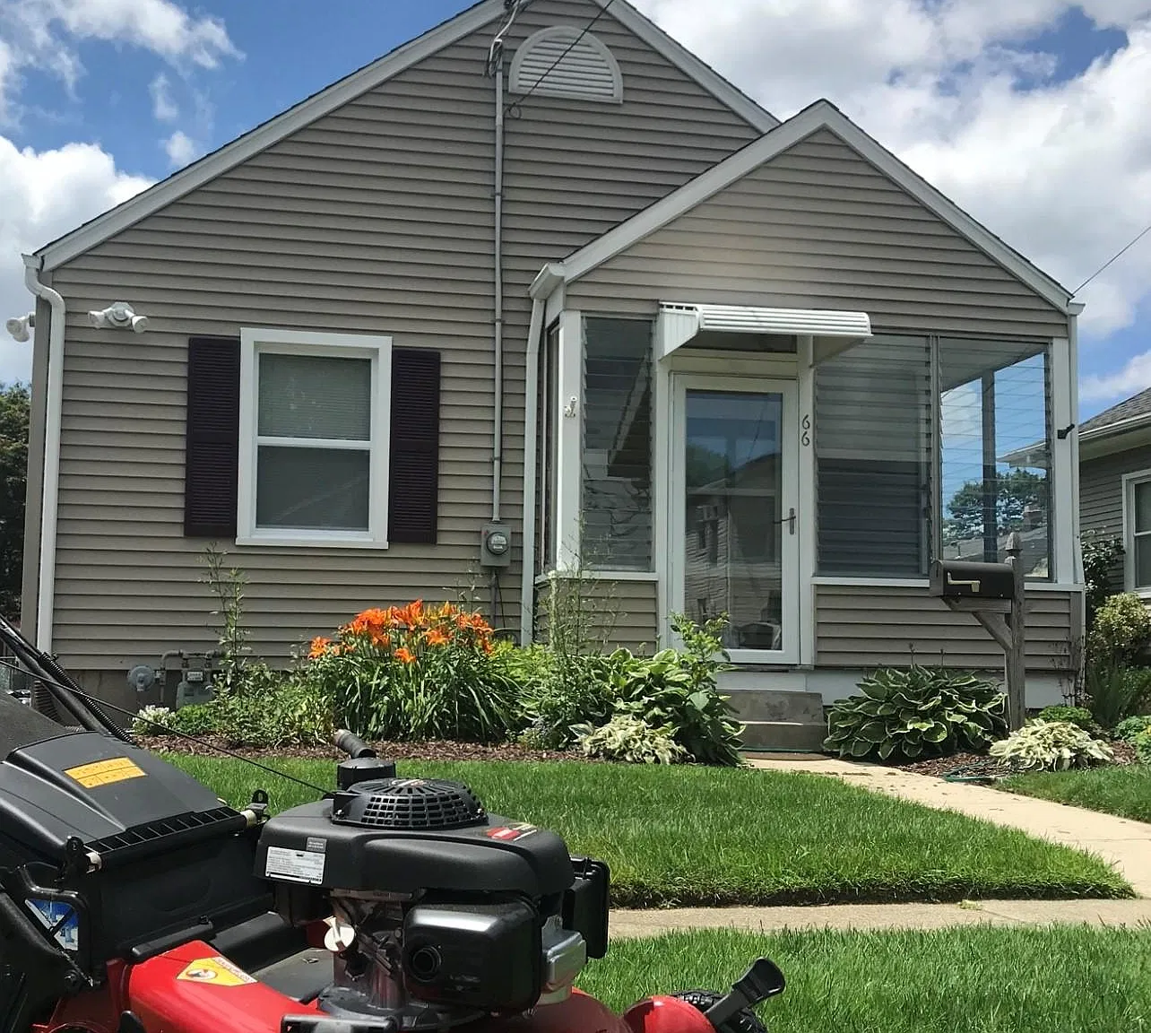 2 bed, 1100 sqft, $2,500 — Photo 1