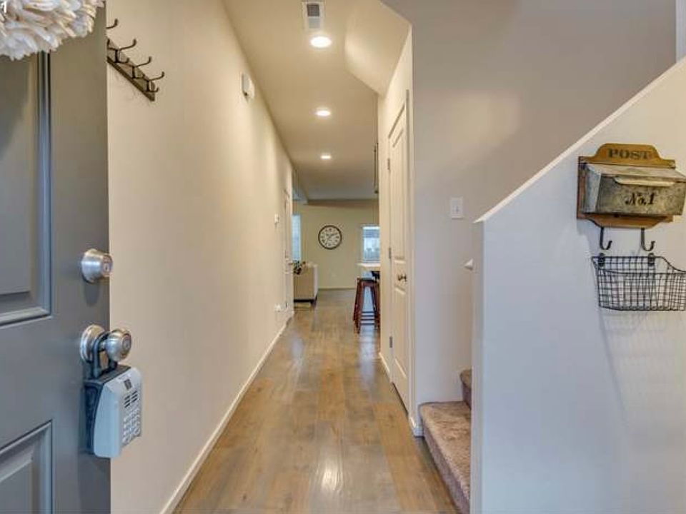 1st image of 13013 NE 56th St