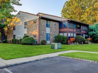 115 Amberly Dr UNIT A, Manalapan, NJ