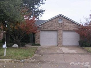 511 Myrtle Dr, Arlington, TX 76018