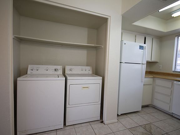 3rd image of 10815 N 15th Ln APT 1