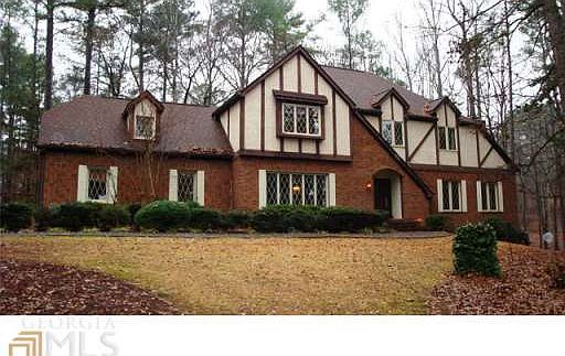 2nd image of 105 Stonington Dr