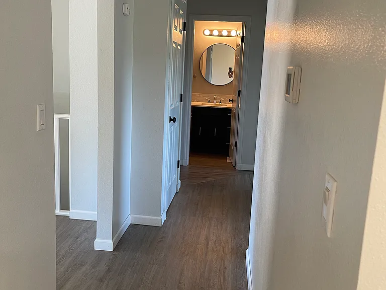 759 NE 4th Pl — Photo 13