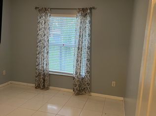 539 SW Jeanne Ave, Port Saint Lucie, FL 34953