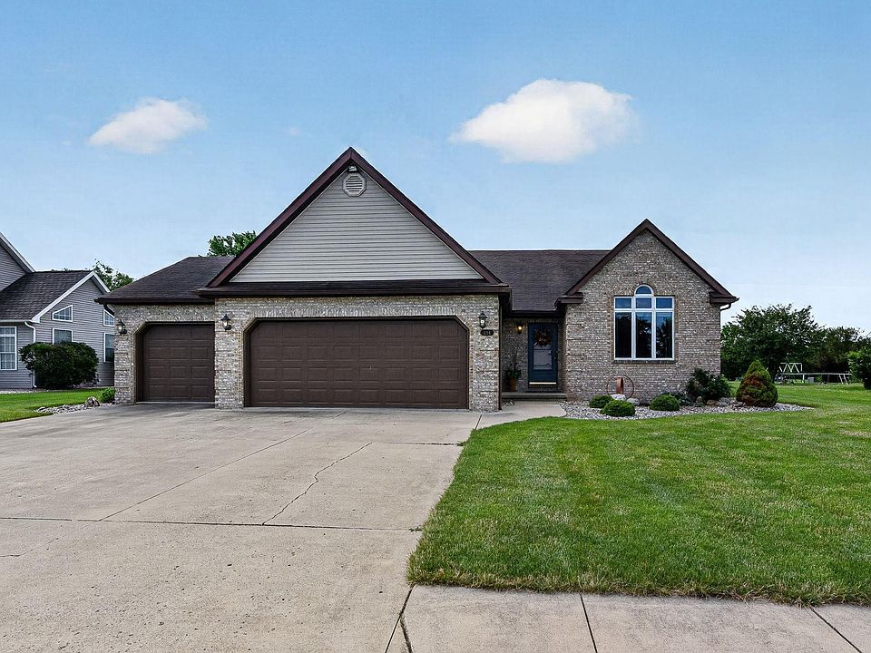 1st image of 238 Pine Crest Dr