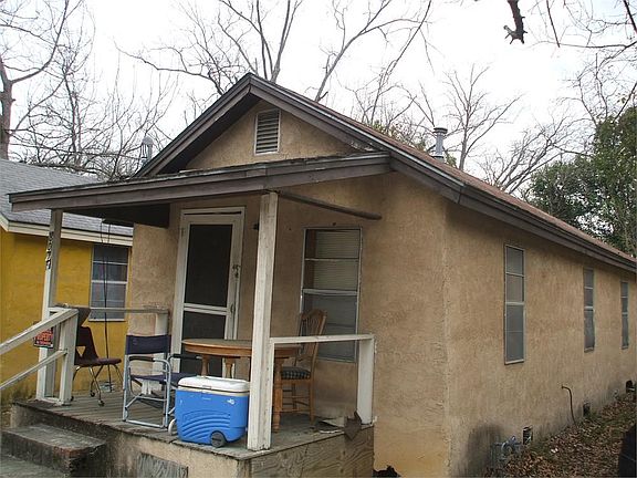 2nd image of 807 S Oak 811 St