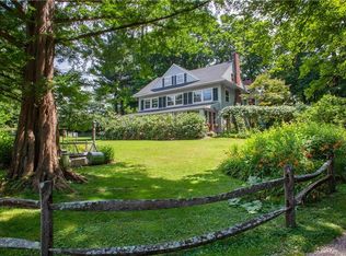 9 Waterville Rd, Farmington, CT 06032