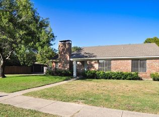 425 Middle Cove Dr, Plano, TX 75023