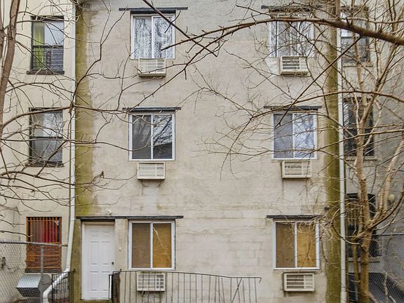 4th image of 484 Gates Ave