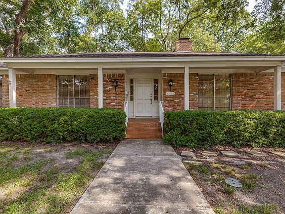 2nd image of 10812 Lochspring Dr