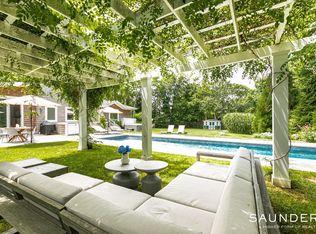 19 Town Ln, East Hampton, NY 11937