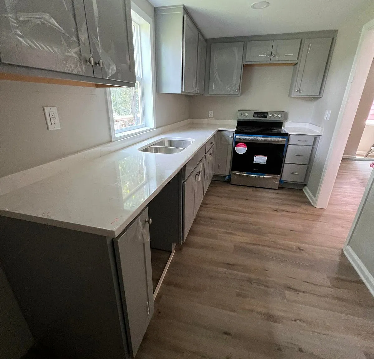1 bed, 700 sqft, $1,150 — Photo 4