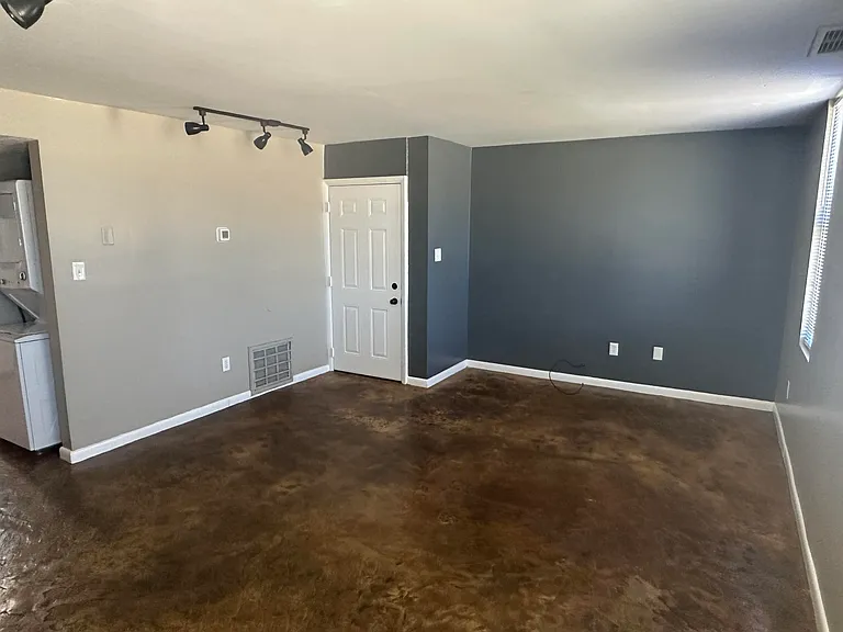 713 Wilkinson Blvd #1 — Photo 11