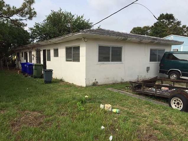 2nd image of 1434 NW 52nd St