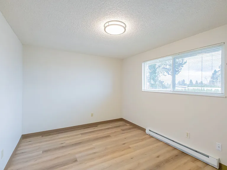 Tamara Manor — Photo 13